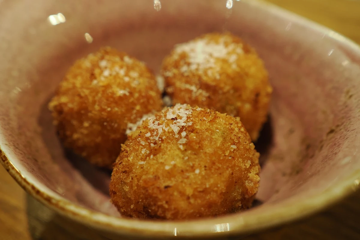 Golden Fried Arancini Balls, Zero95 Pizza Bar Dromana