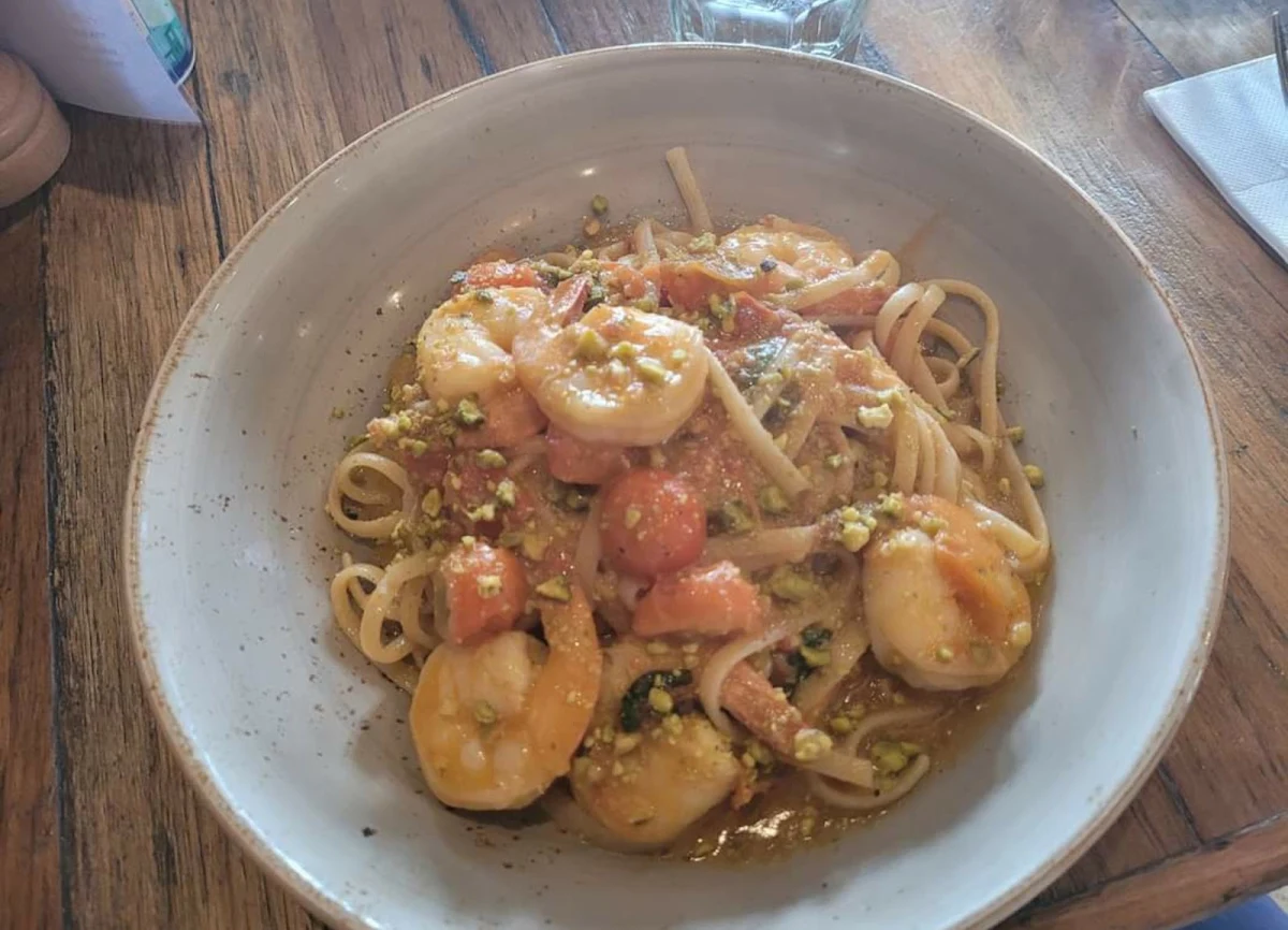 Prawn Linguine, Zero95 Pizza Bar Dromana