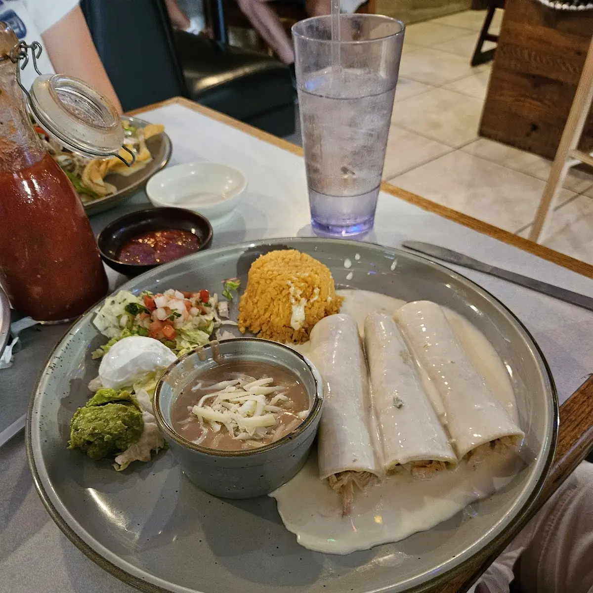 Enchiladas with Cheese Sauce