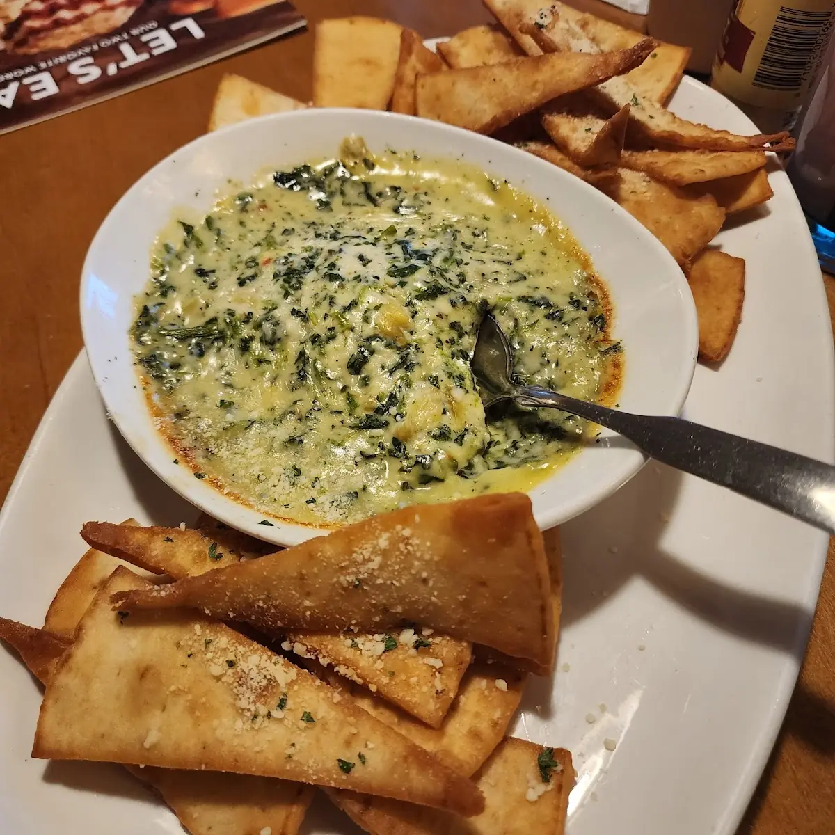 Never-Ending Soup Salad & Breadsticks
