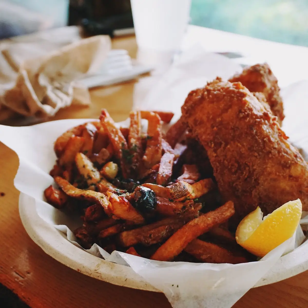Fish and Chips Garlic Fries