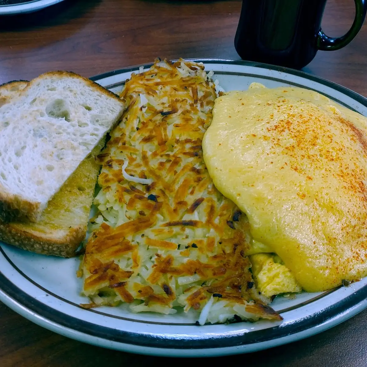 Benedict Omelette with Hashbrowns and Sourdough Toast