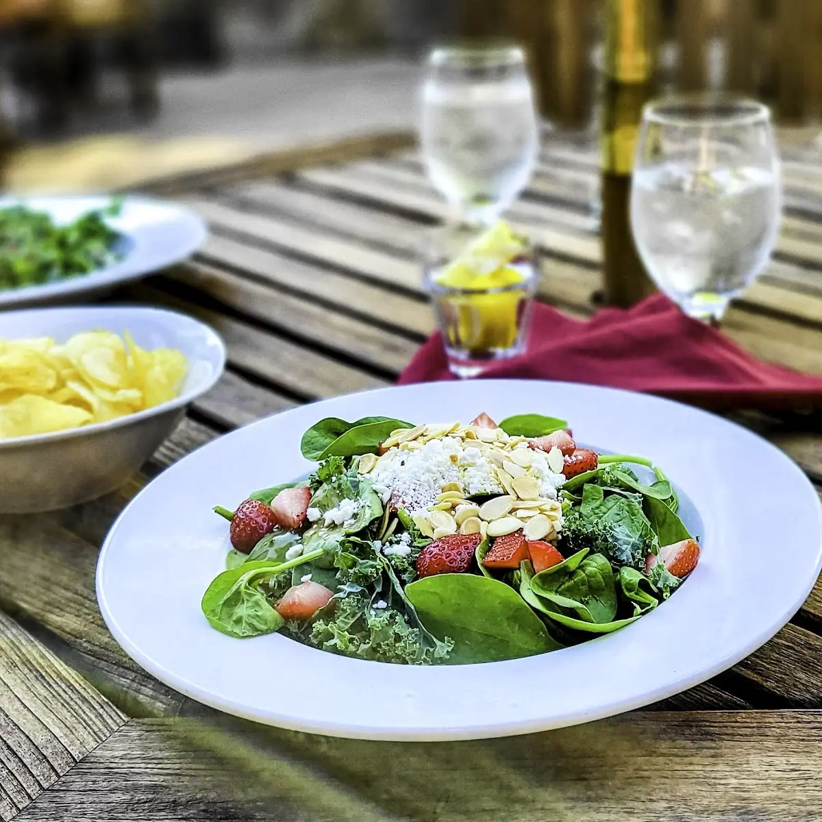 Spinach and Strawberry Salad