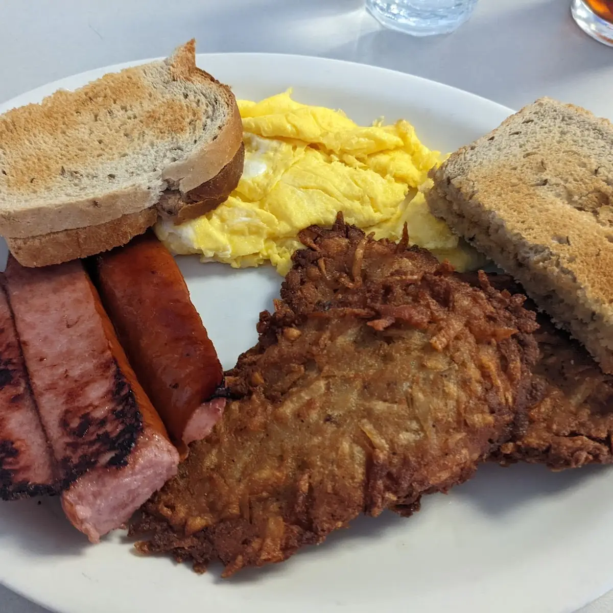 Corned Beef Hash 2 Eggs & Toast