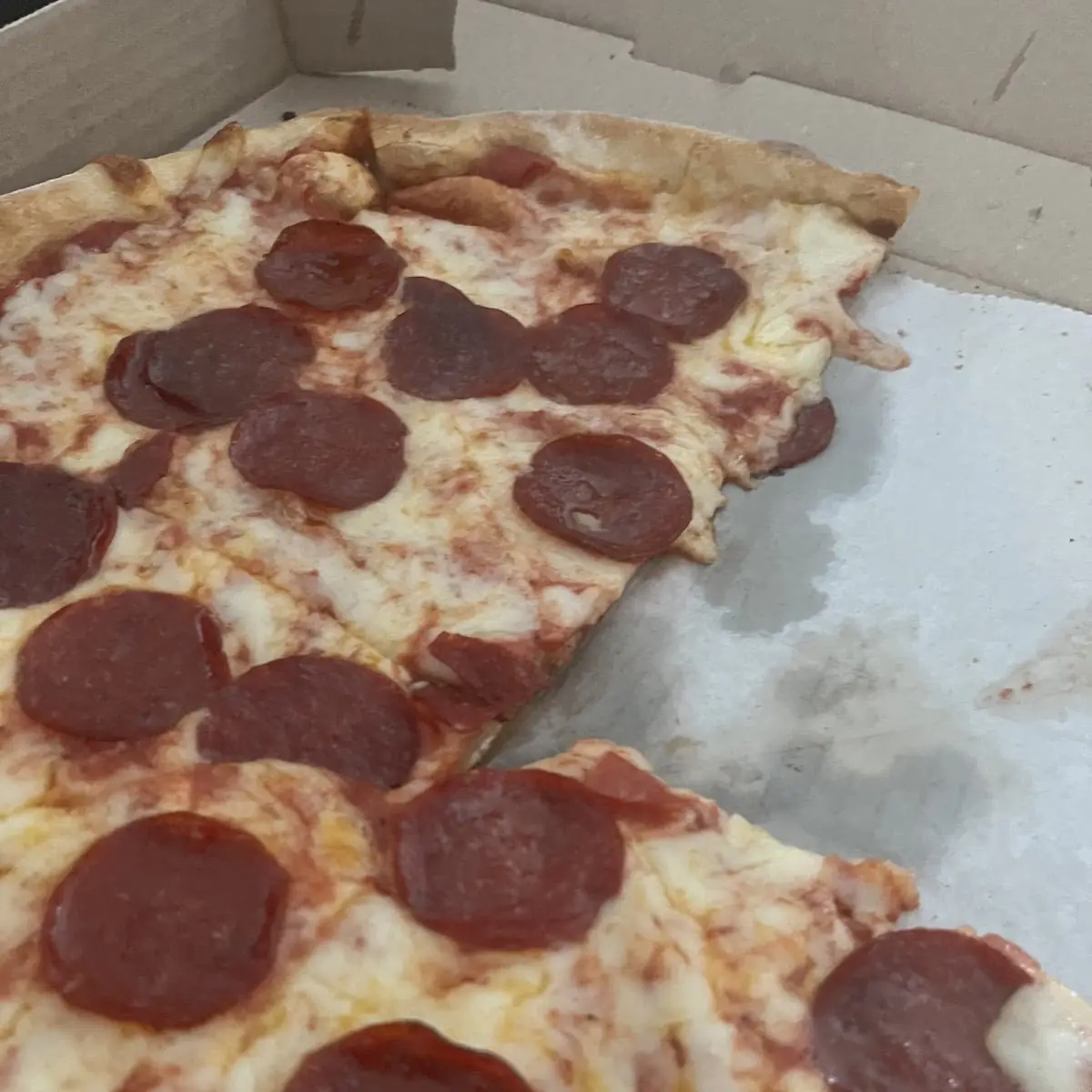 Beef Pepperoni Pizza