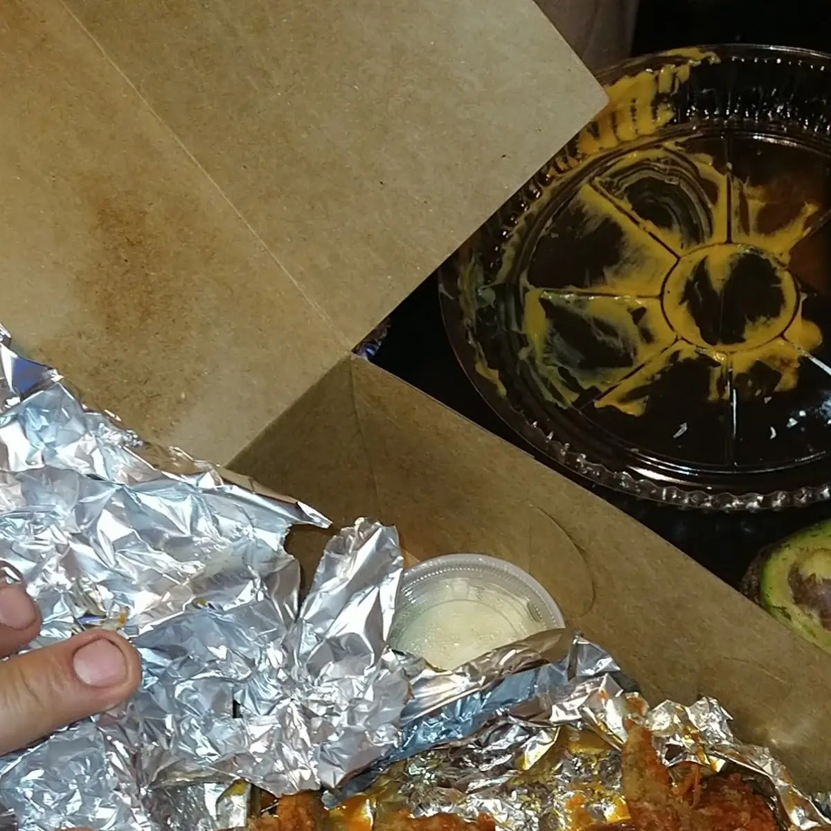 Chicken 4 Pc Wings & 1/2 Slab of Ribs