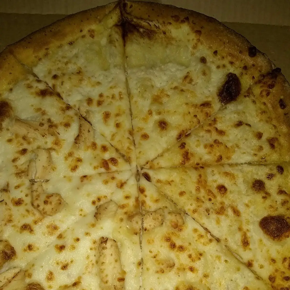 Garlic Chicken Pizza