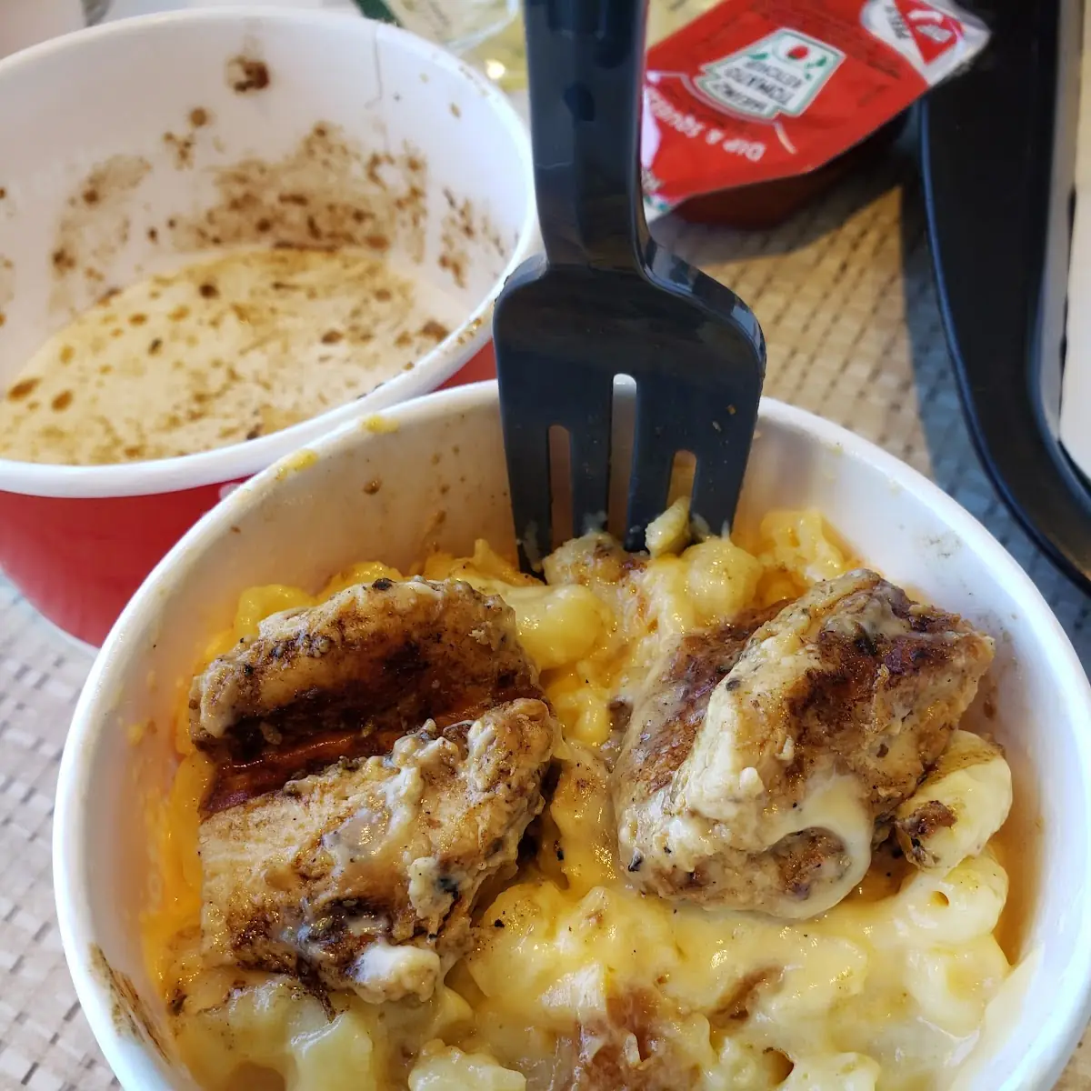 Mac & Cheese with Grilled Nuggets