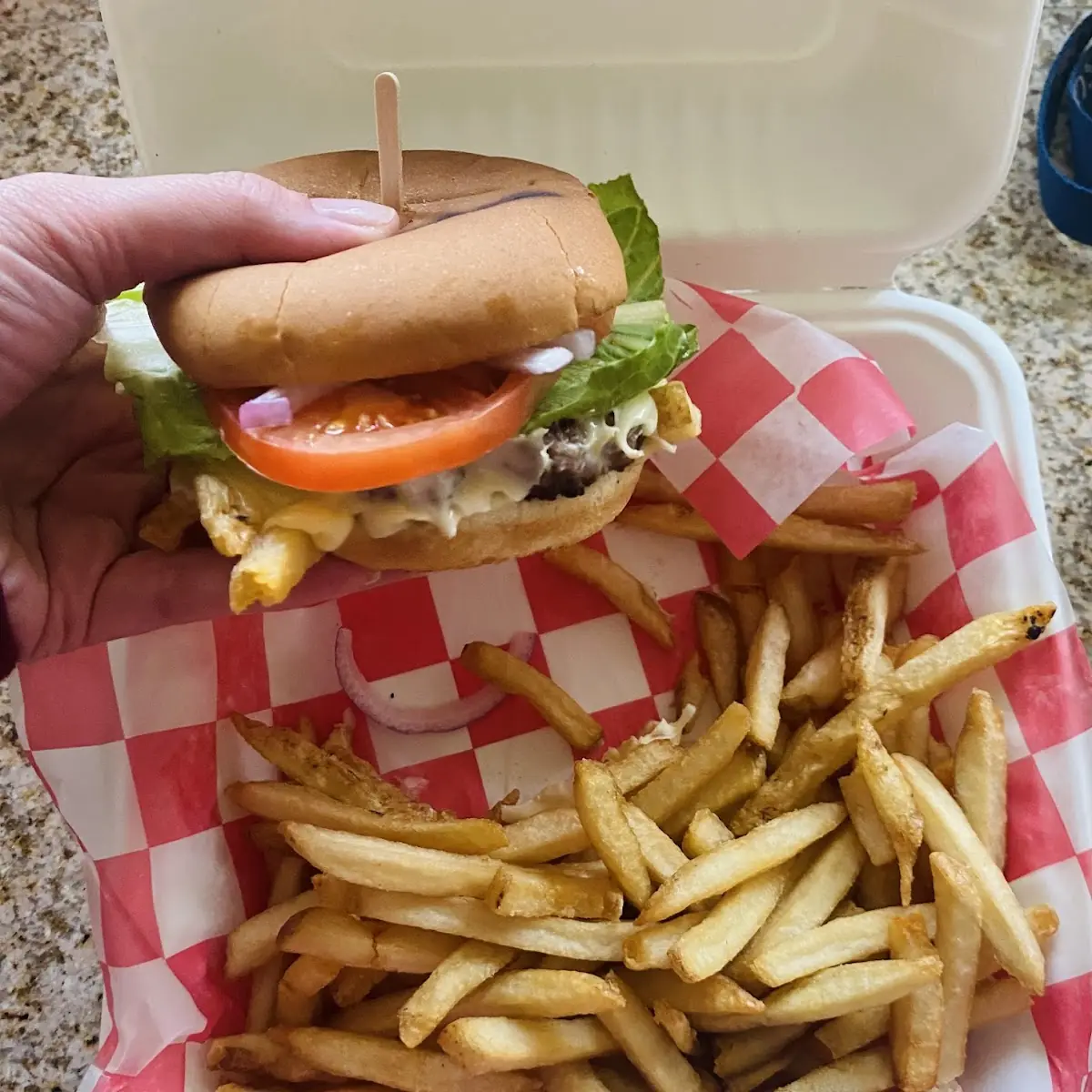 Cheeseburger Deluxe