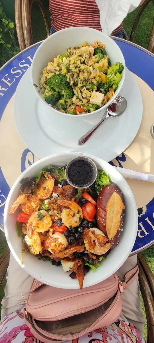 Grilled Shrimp Salad