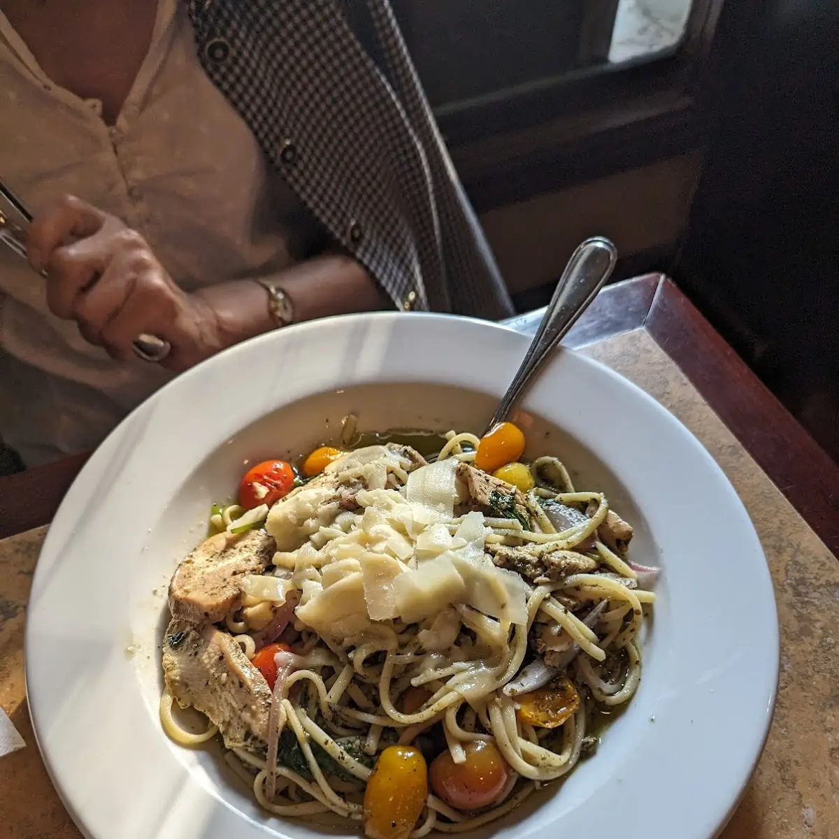 Chicken Pesto Pasta, Bistro Six One