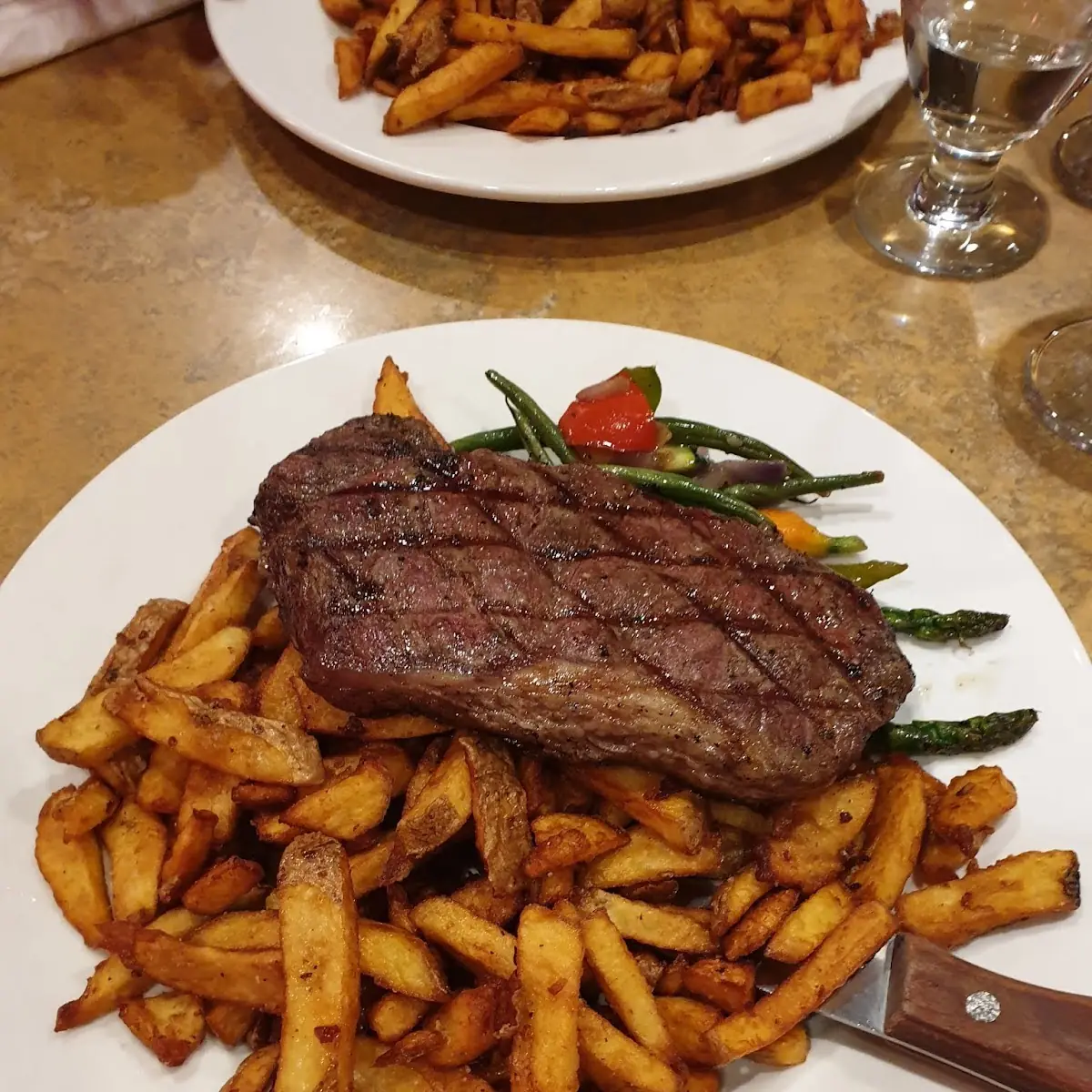 New York Steak and Frites, Bistro Six One