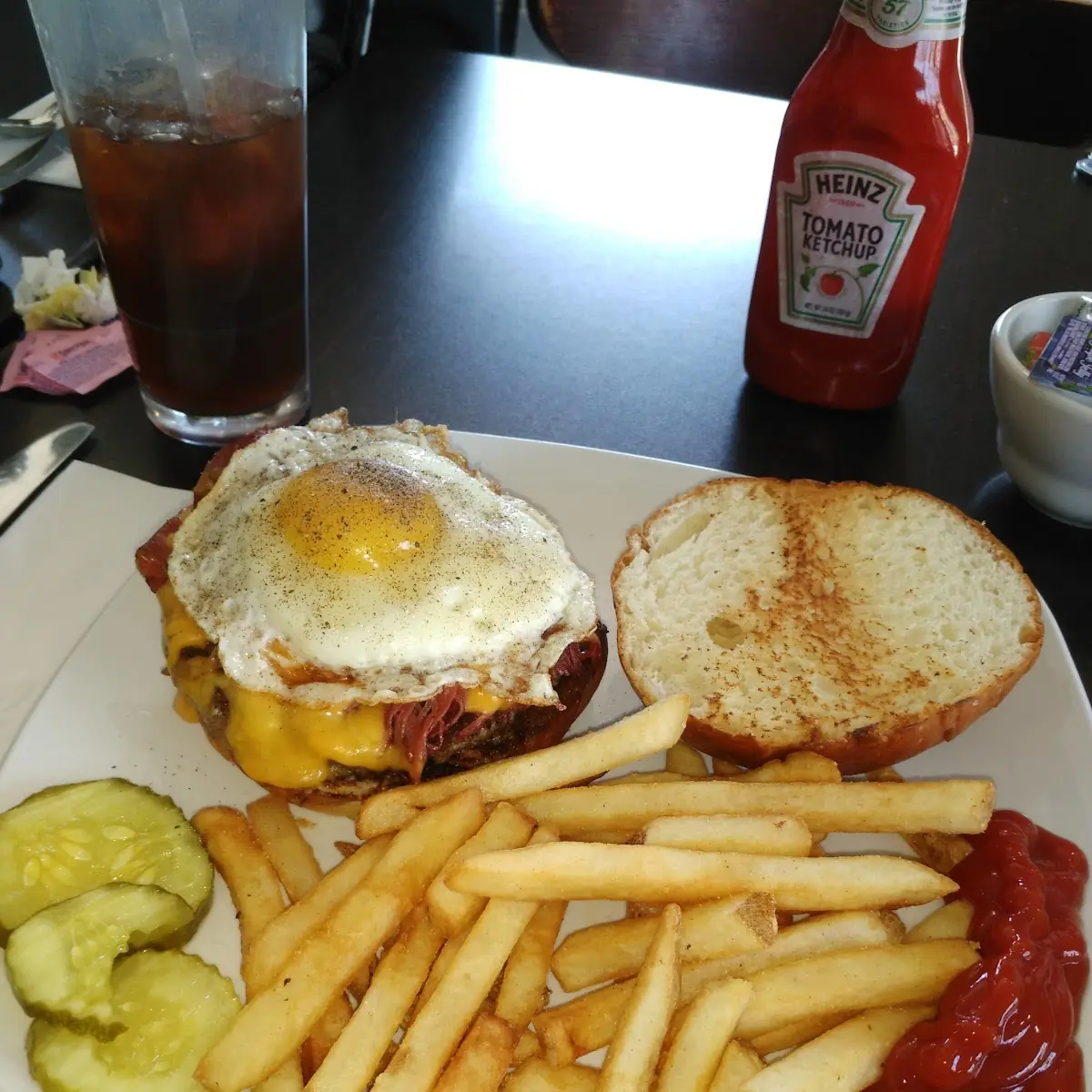 Burger with Corned Beef