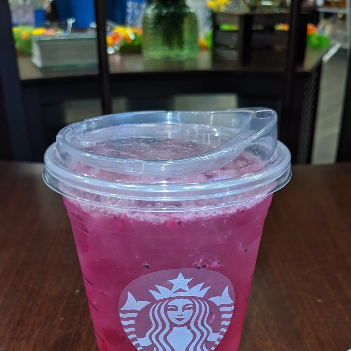 Grande Mango Dragon Fruit Refresher
