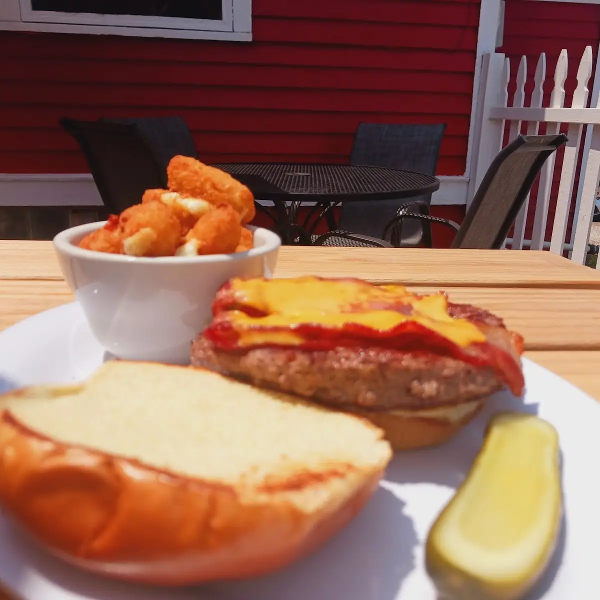 Bacon Cheeseburger