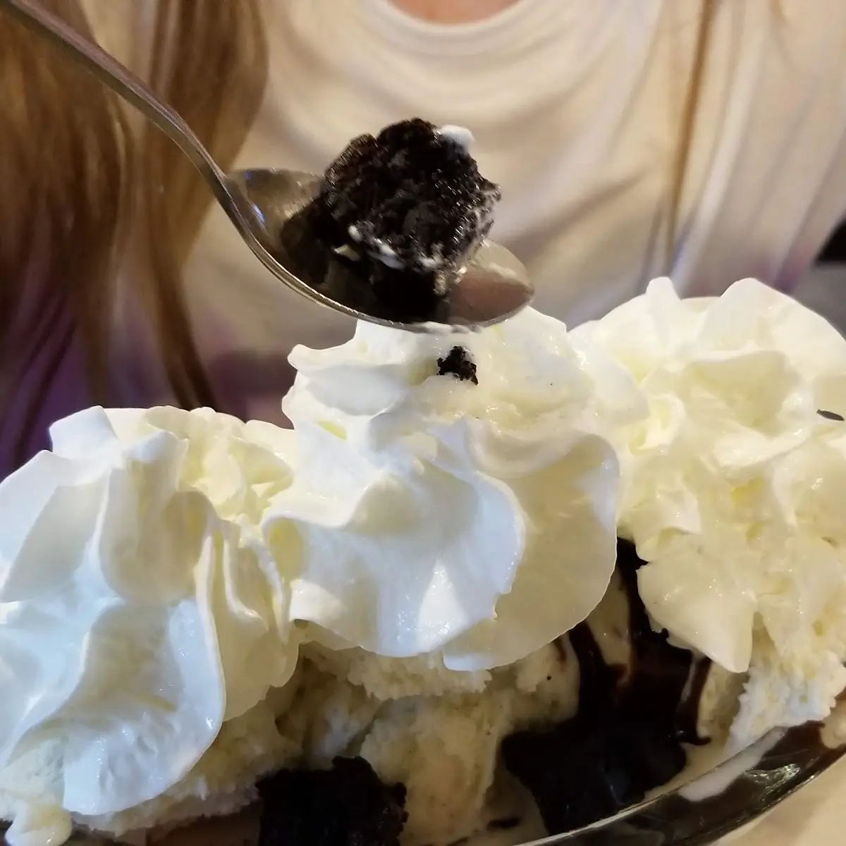 Hot Fudge Brownie Sundae