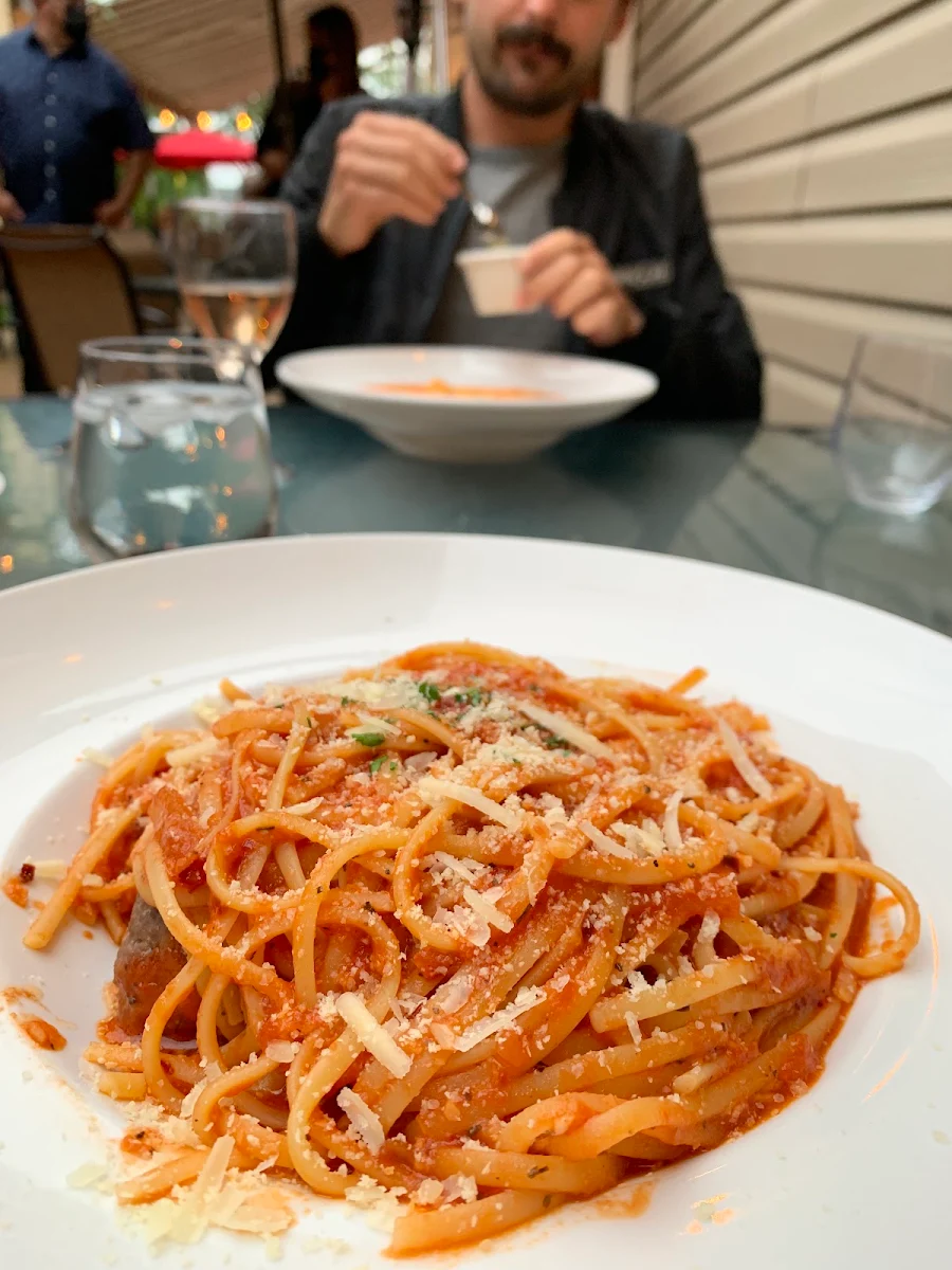 Linguini Pomodoro Ala Polpette, Ziraldo’s Italian Steakhouse