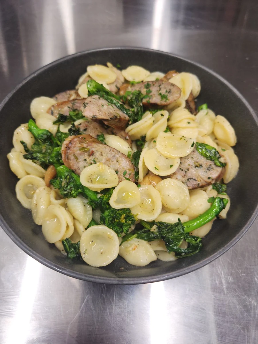 Orecchiette Aglio E Olio Ala Salsiccia E Rapini, Ziraldo’s Italian Steakhouse
