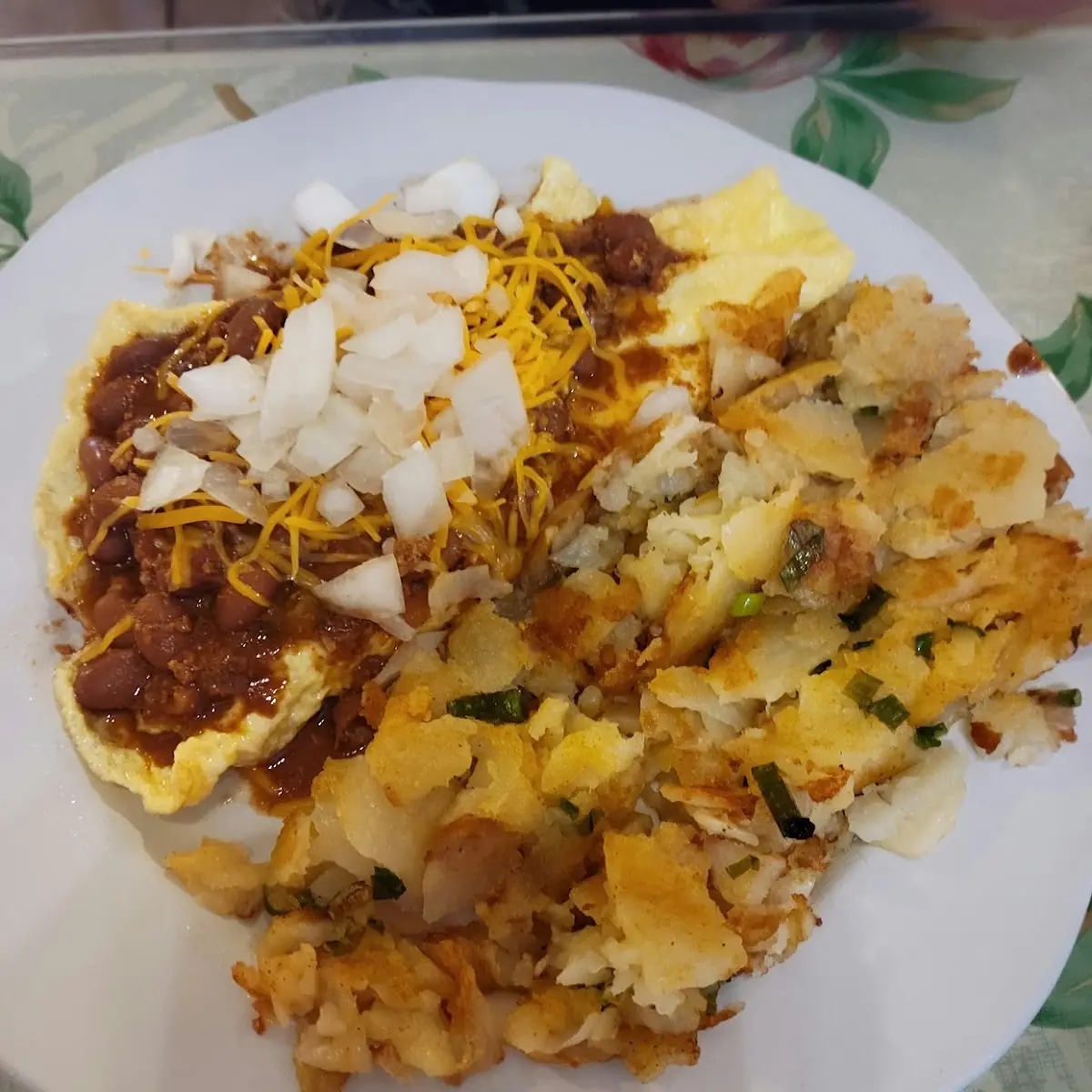 Chili & Cheese Omelet