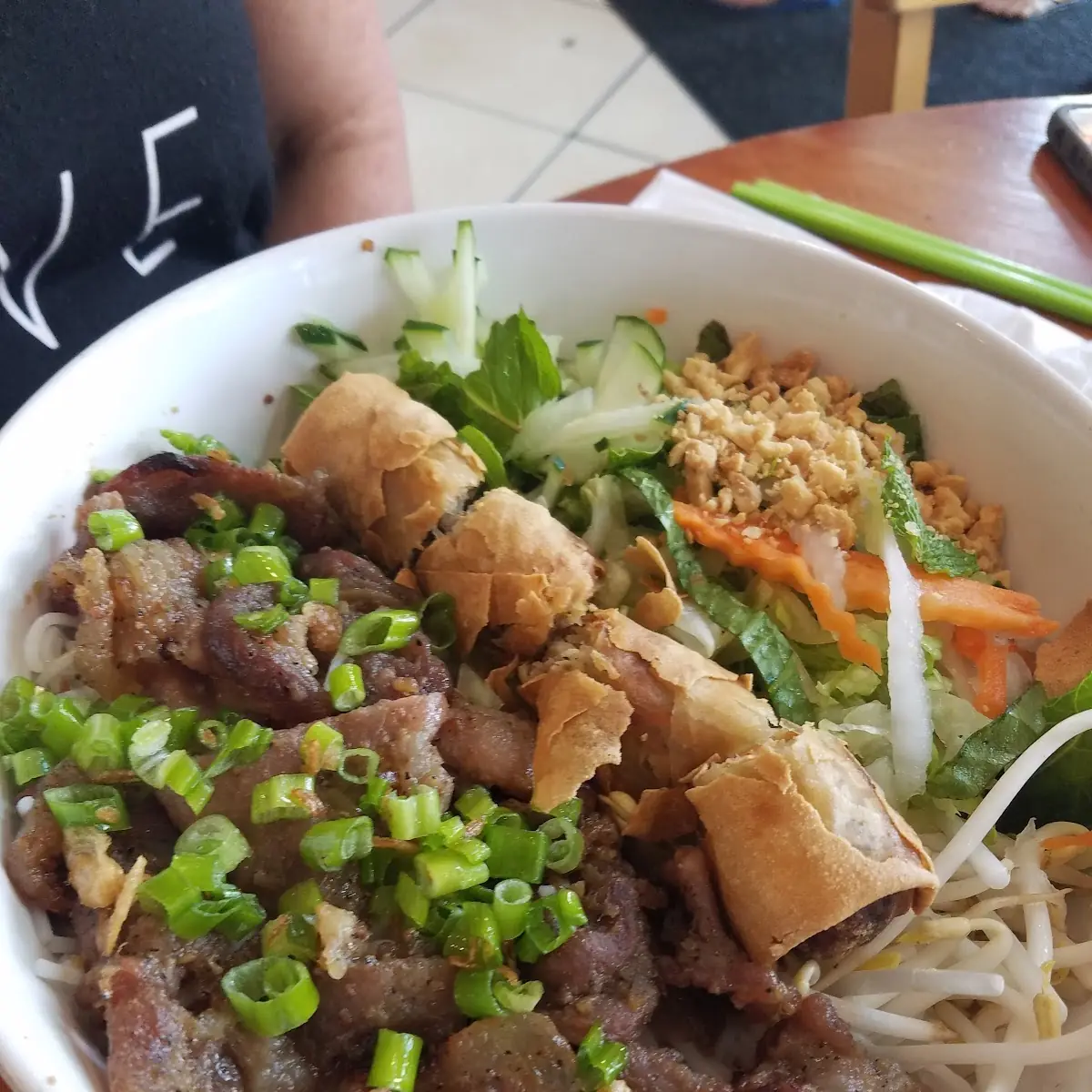Grilled Egg Rolls & Meat* Vemicelli Bowl
| Bún Thịt Nướng Chả Giò