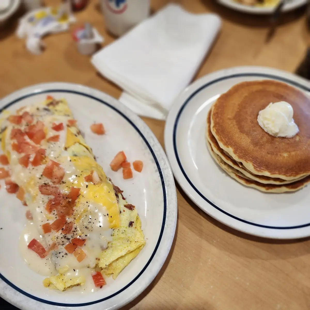 Tomato Bacon Cheese Omelette