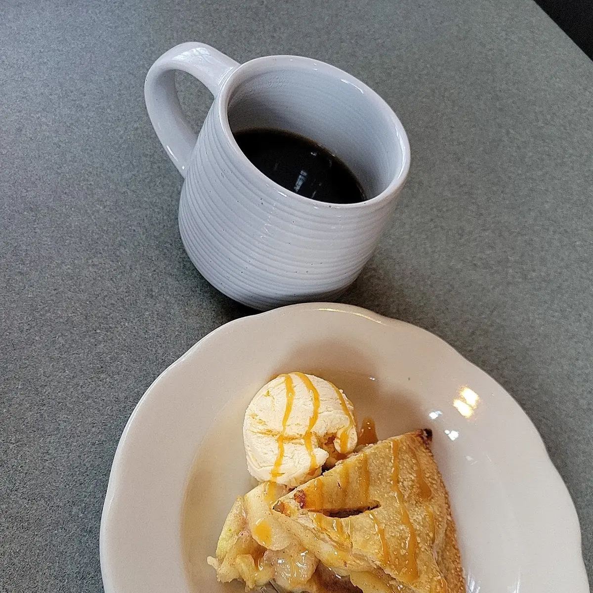 Salted Caramel Apple Pie a La Mode