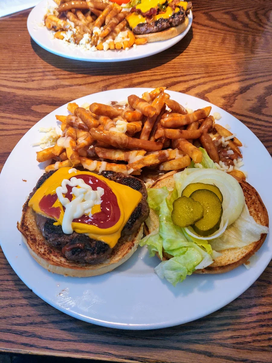 Large Poutine