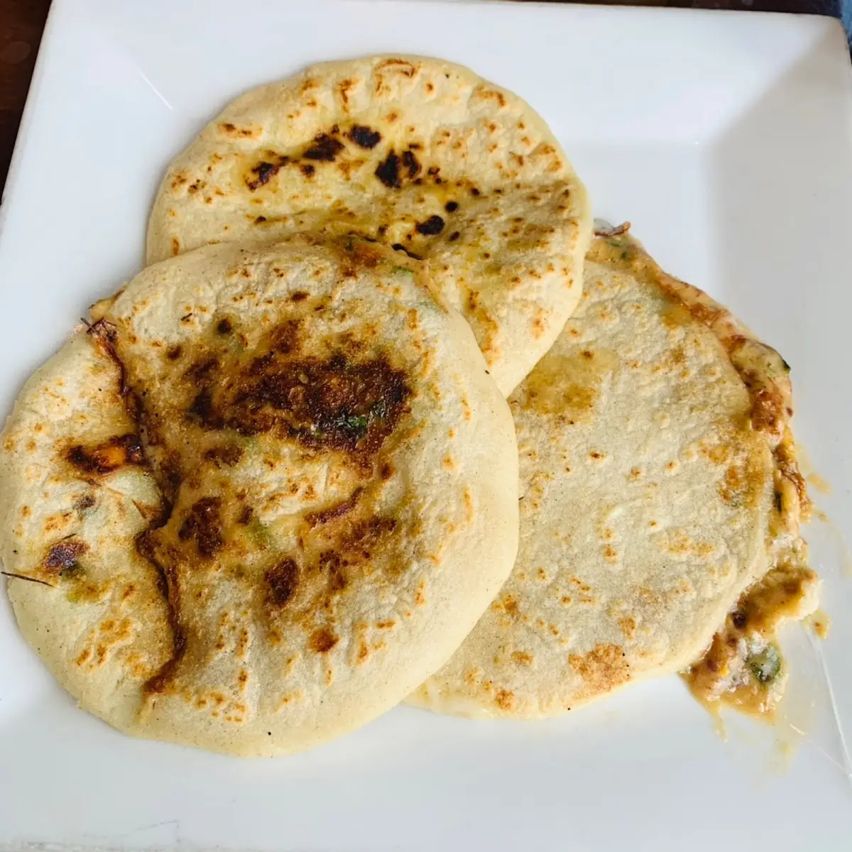 Pupusas Locas