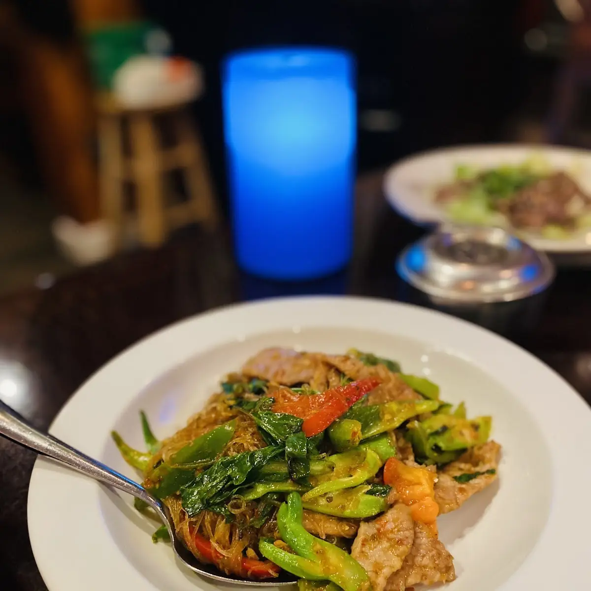 Pad Basil Leaves
