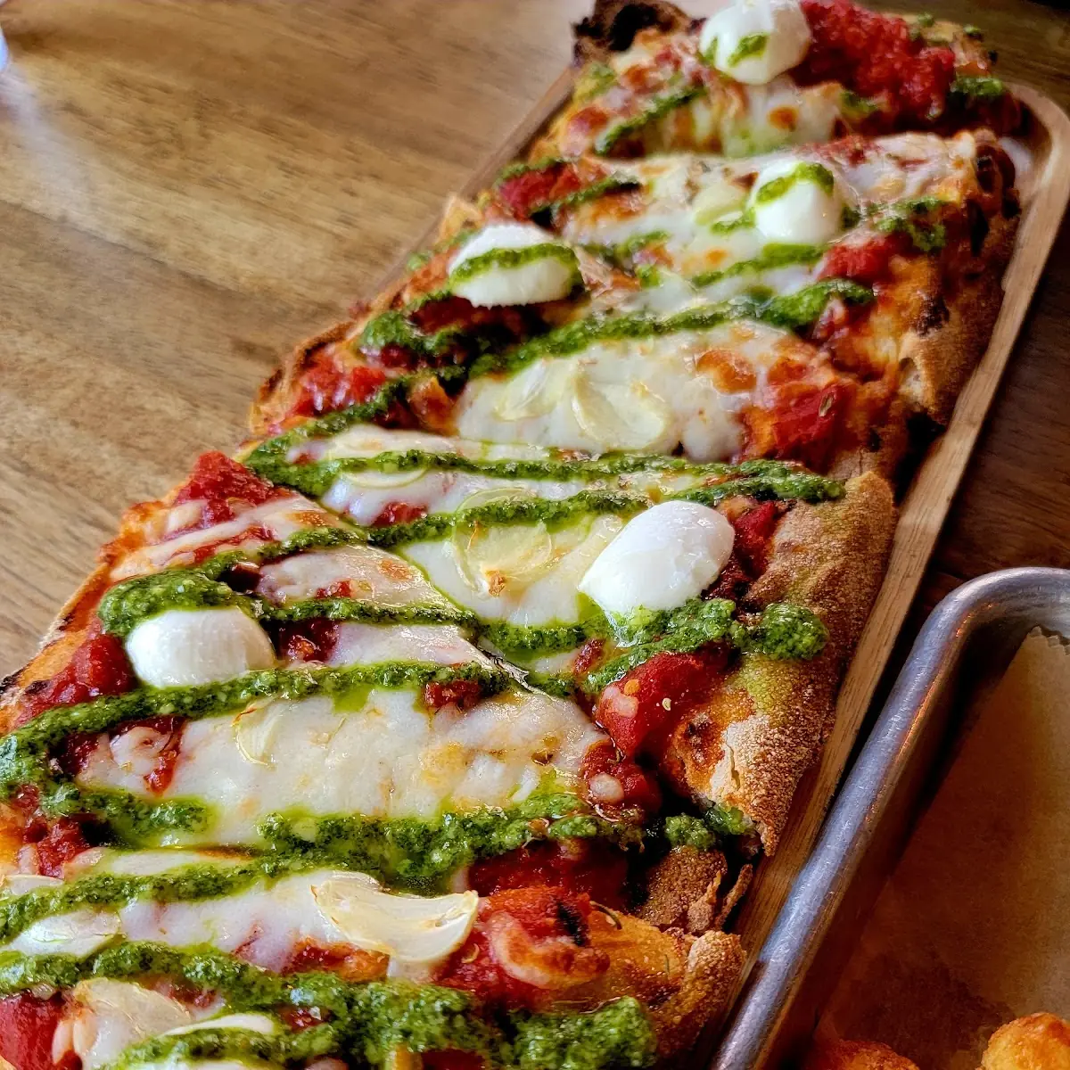Pesto Margherita Pinsa