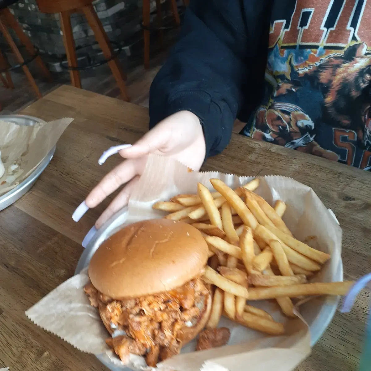 Pulled Chicken Sandwich