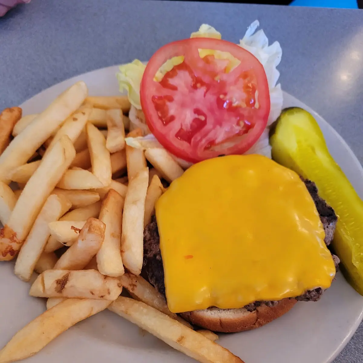 Cheeseburger Deluxe