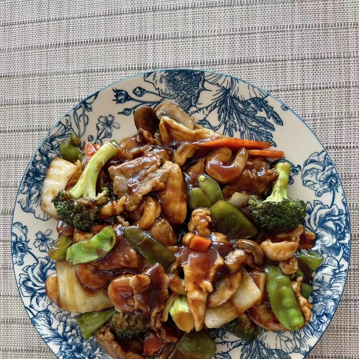 Triple Delight Hunan Style