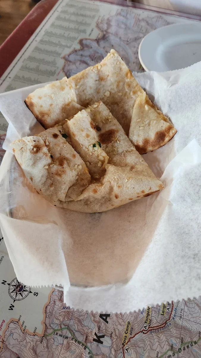 Garlic Cheese Naan