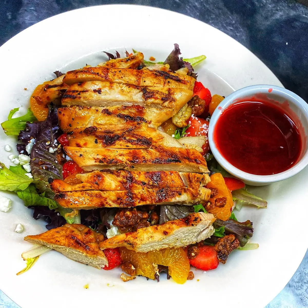 Strawberry Pecan Salad with Grilled Chicken Breast