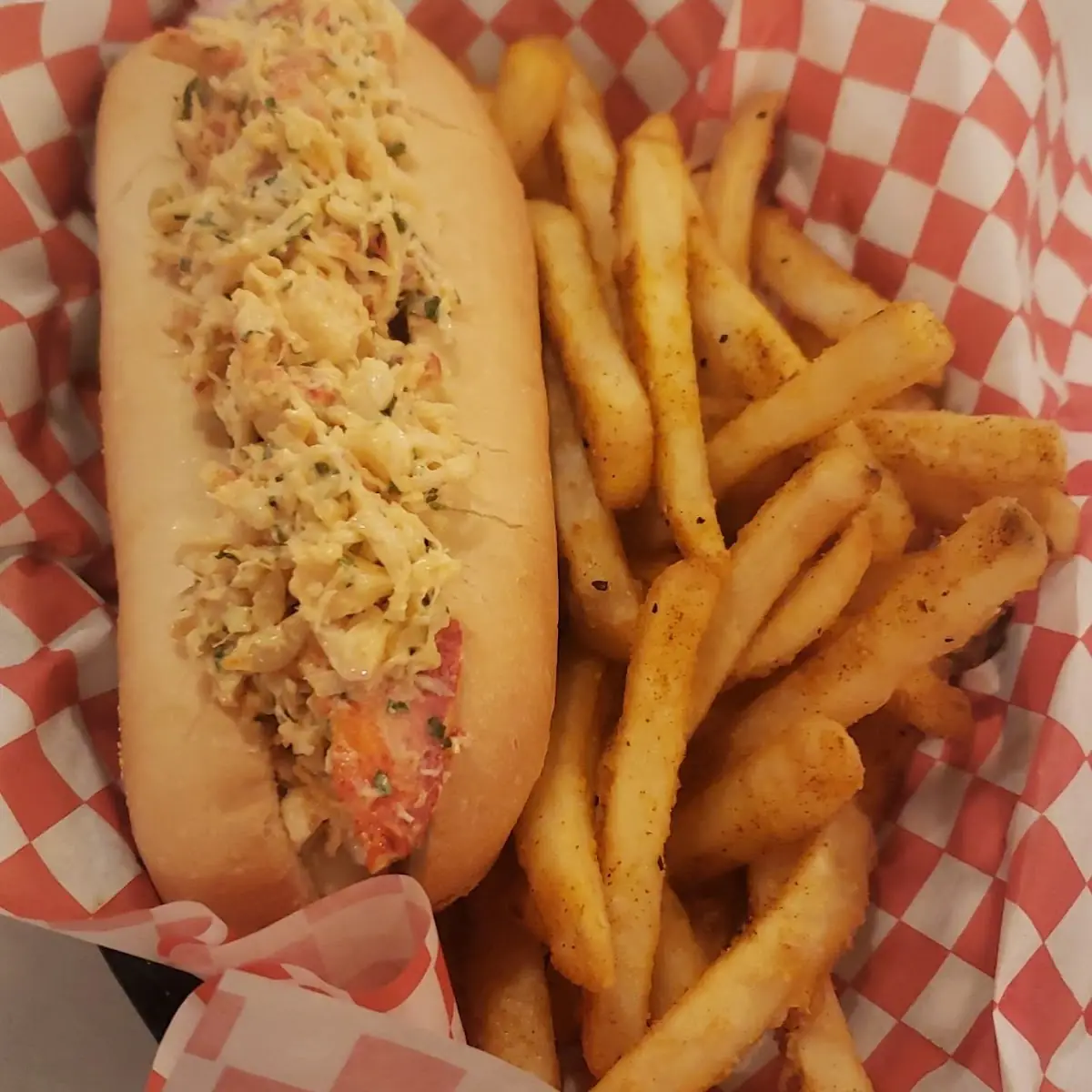 Lobster Roll 1