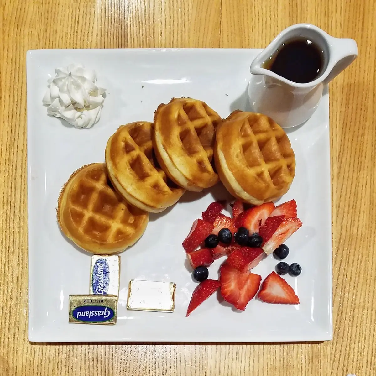 Mini Waffles Strawberry