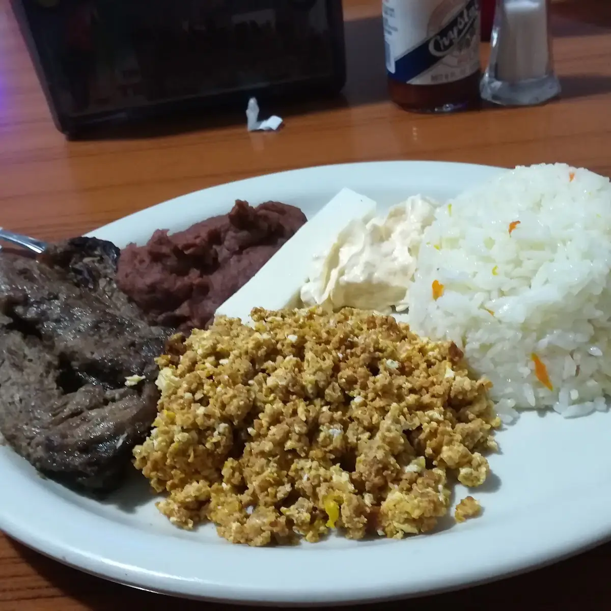 Cena Típica Carne Asada