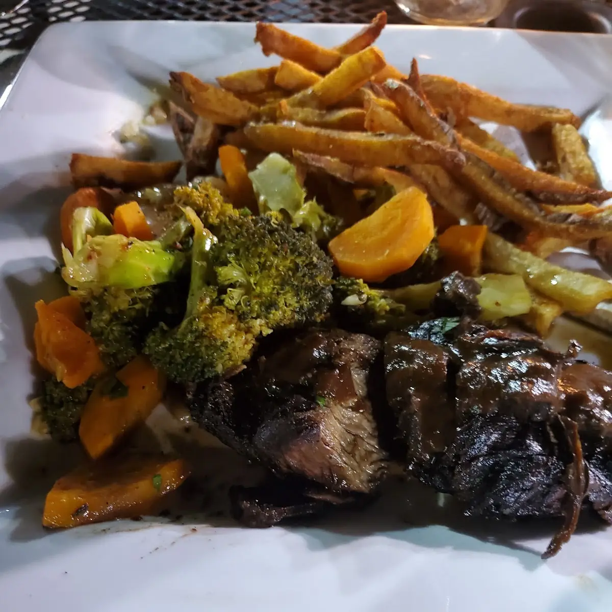 Strip Steak Mix Vegetable