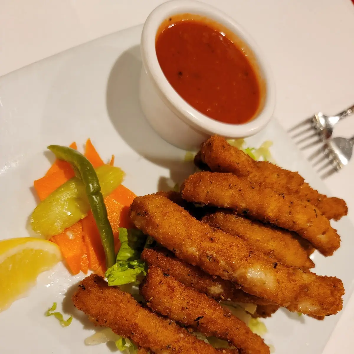 Mozzarella Stickswith Marinara Sauce