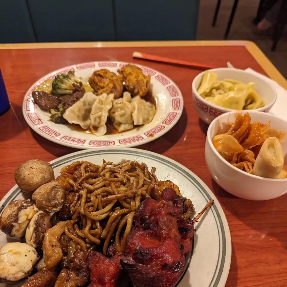 Roast Pork Lo Mein