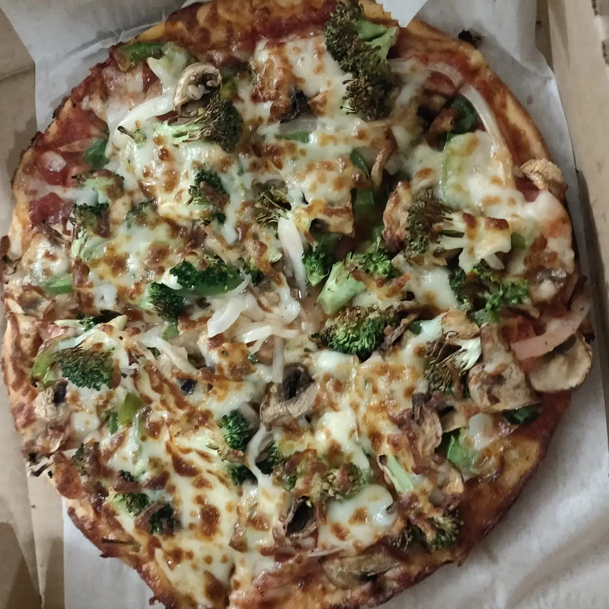 Super Veggie Pizza