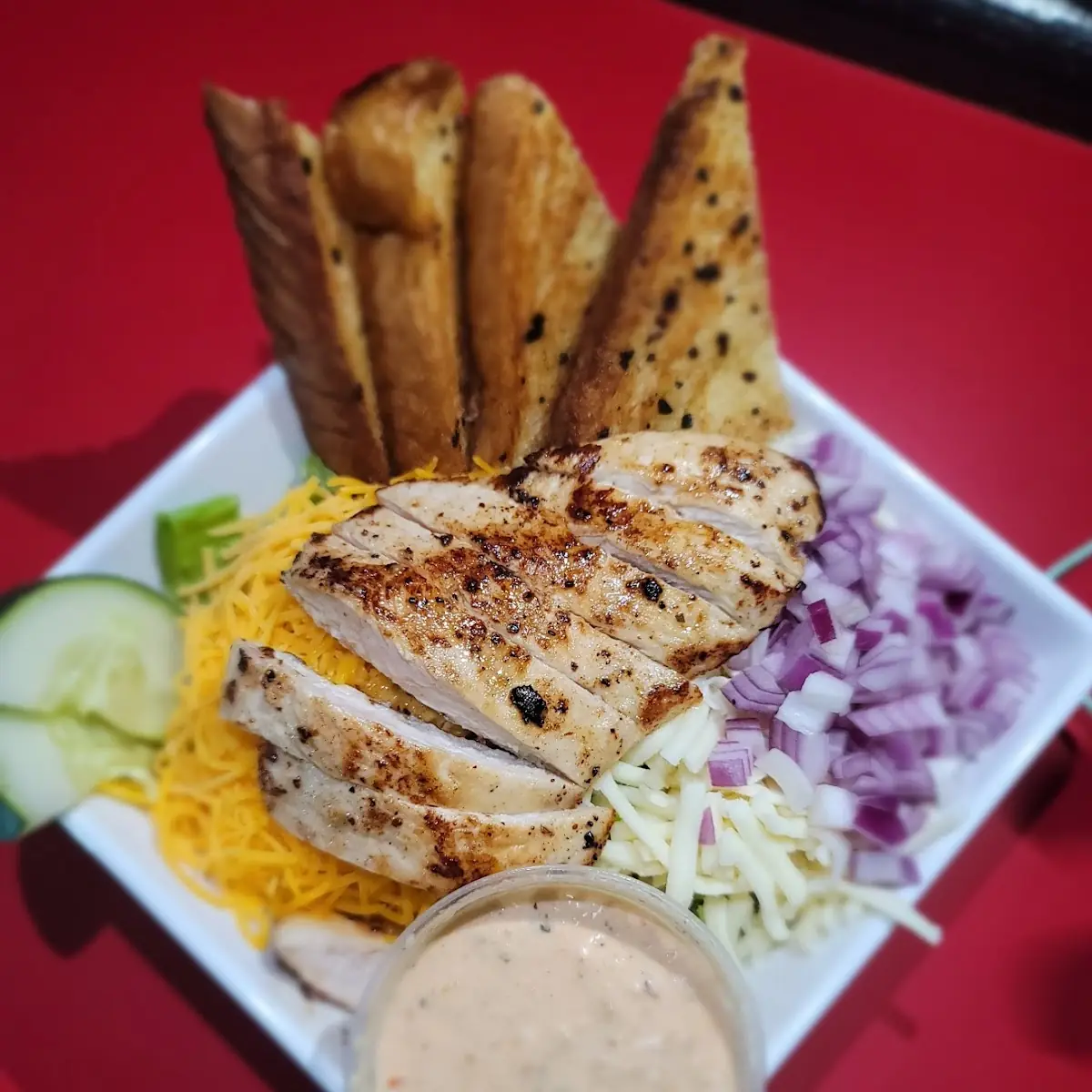 House Salad with Grilled Chicken