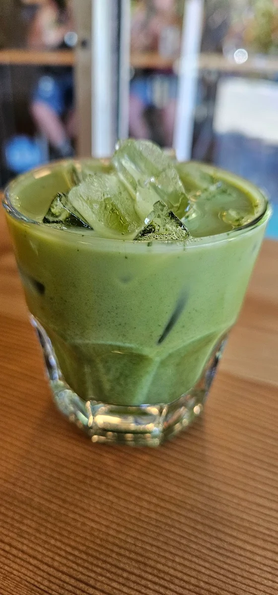 Machha Drink with Oat Milk Cold