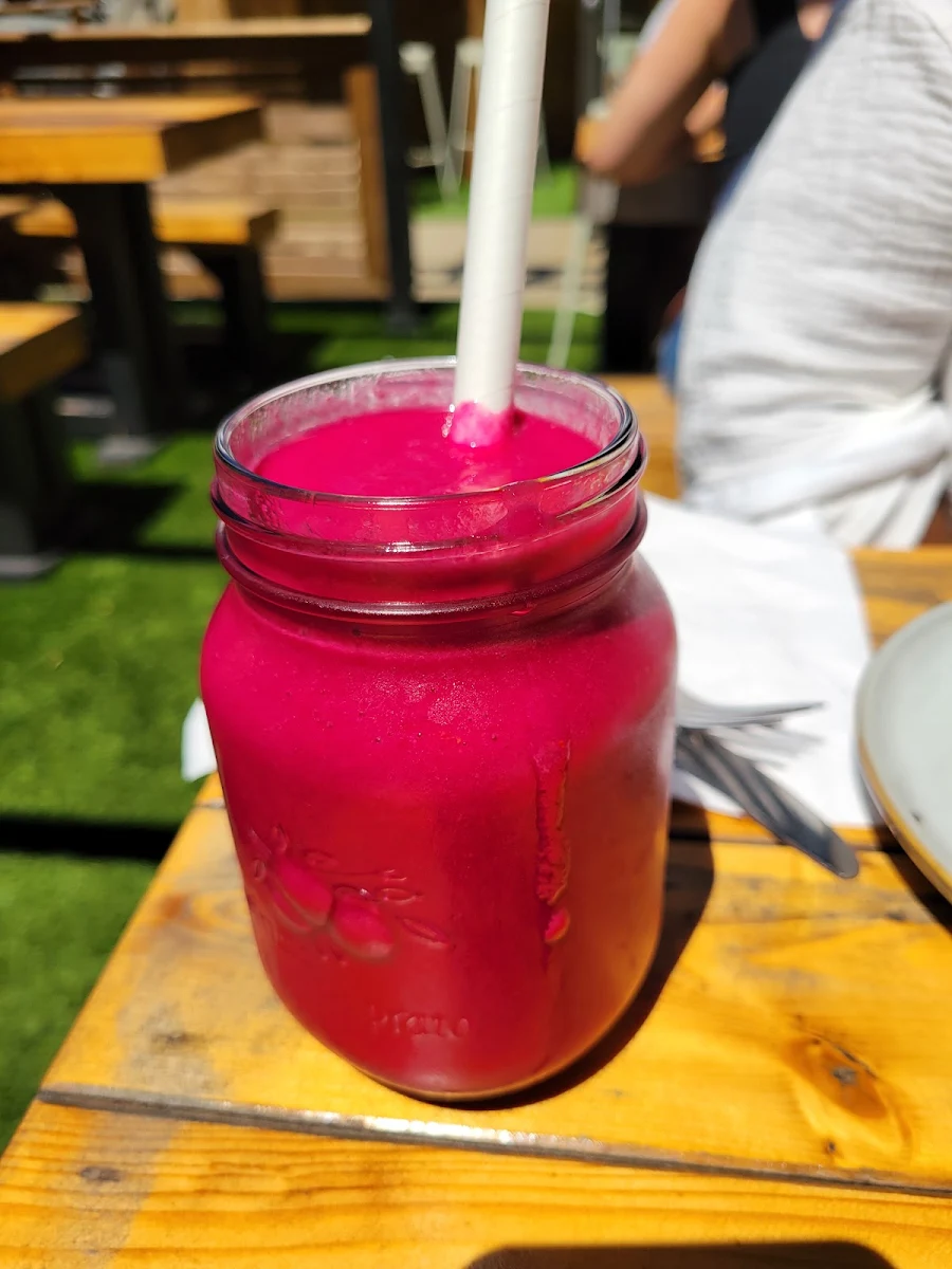 Berry Beet Smoothie, HARVEST Clean Eats (Downtown Halifax)