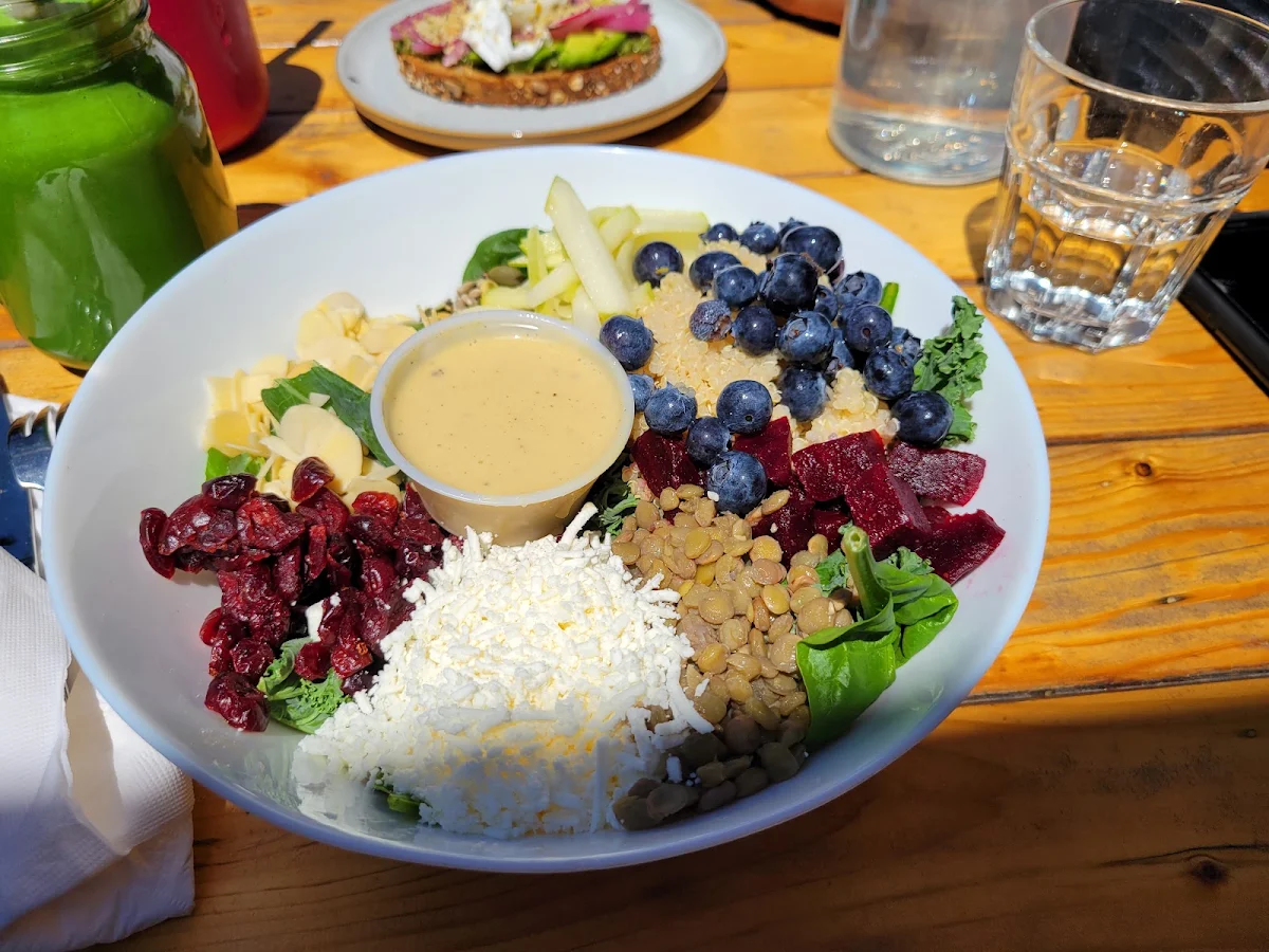 Harvest Bowl, HARVEST Clean Eats (Downtown Halifax)