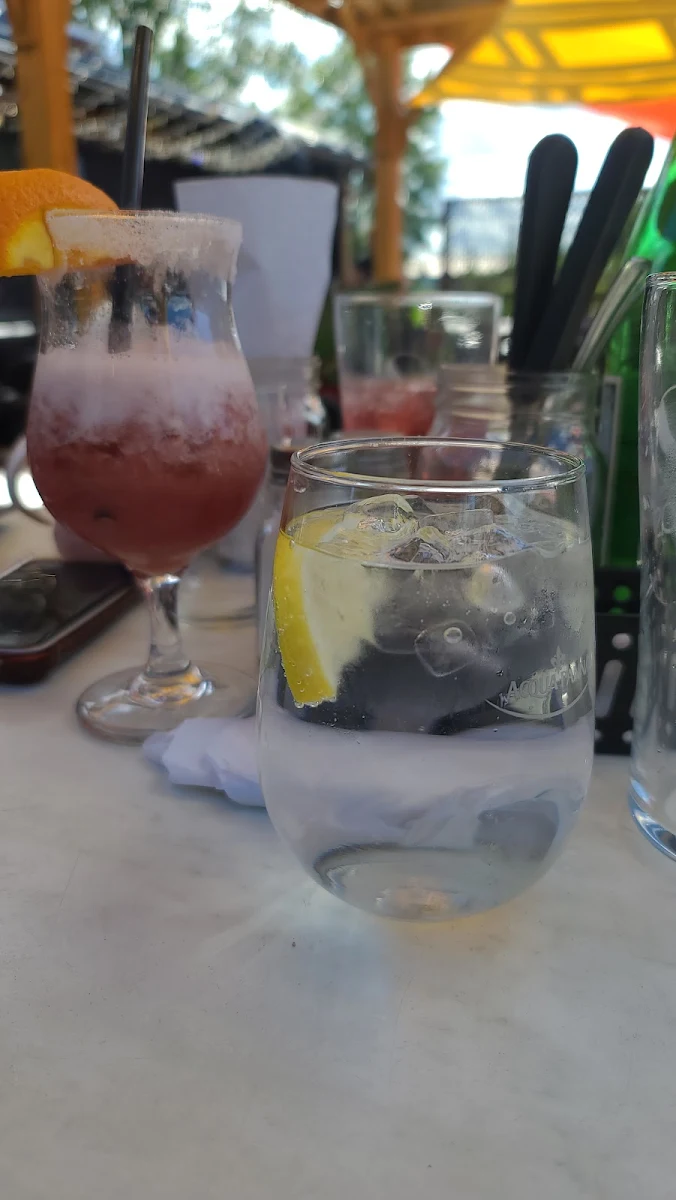 Highlights, Restaurant St-Jean Pizzeria