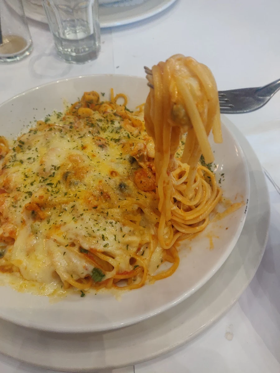 Linguini Aux Fruit de Mer, Restaurant St-Jean Pizzeria