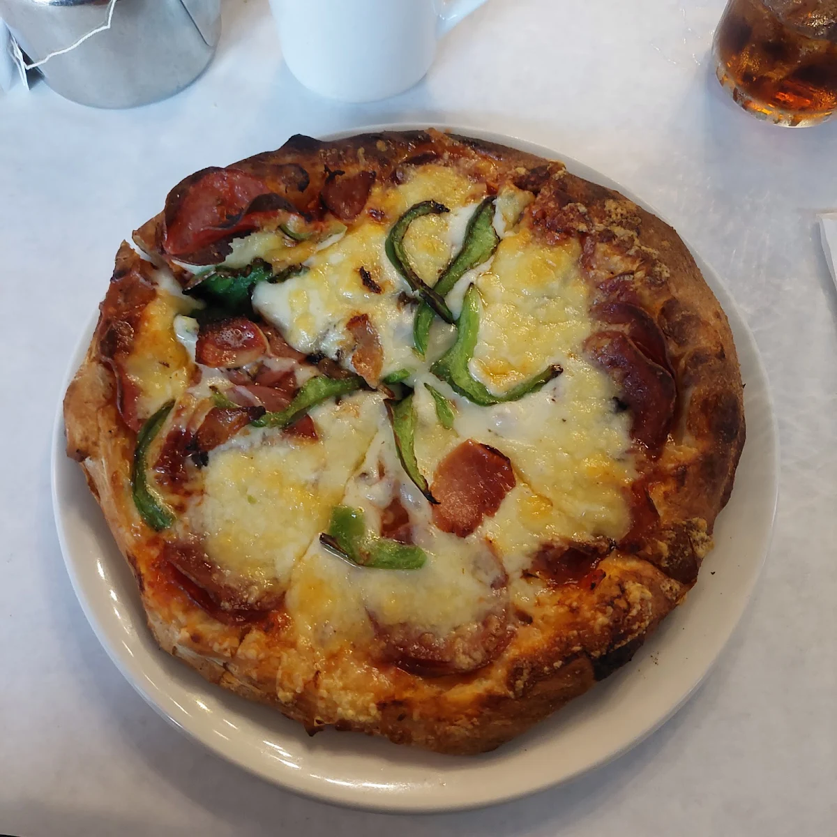 Pizza Toute Garnie, Restaurant St-Jean Pizzeria