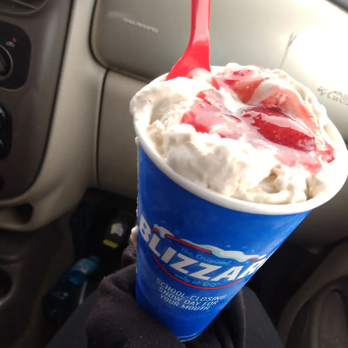 Royal Strawberry Cheesecake Blizzard